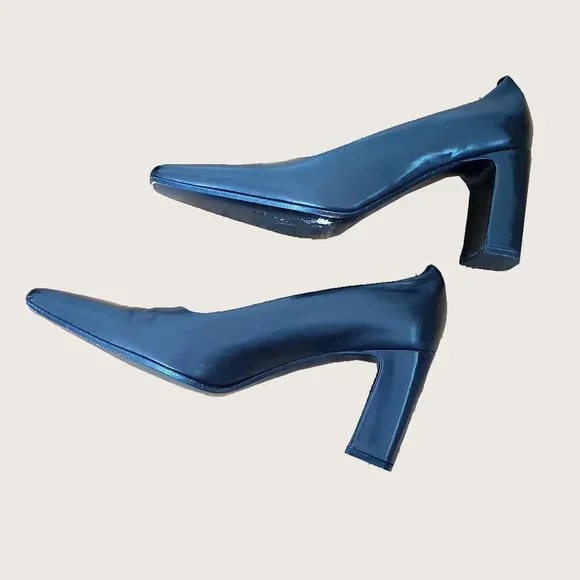 Via Spiga Pumps - Picture 6 of 10